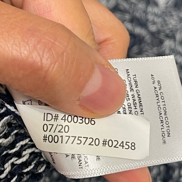 Express Marbled Chunky Oversized Long Sleeve Pullover Sweater - Picture 7 of 11